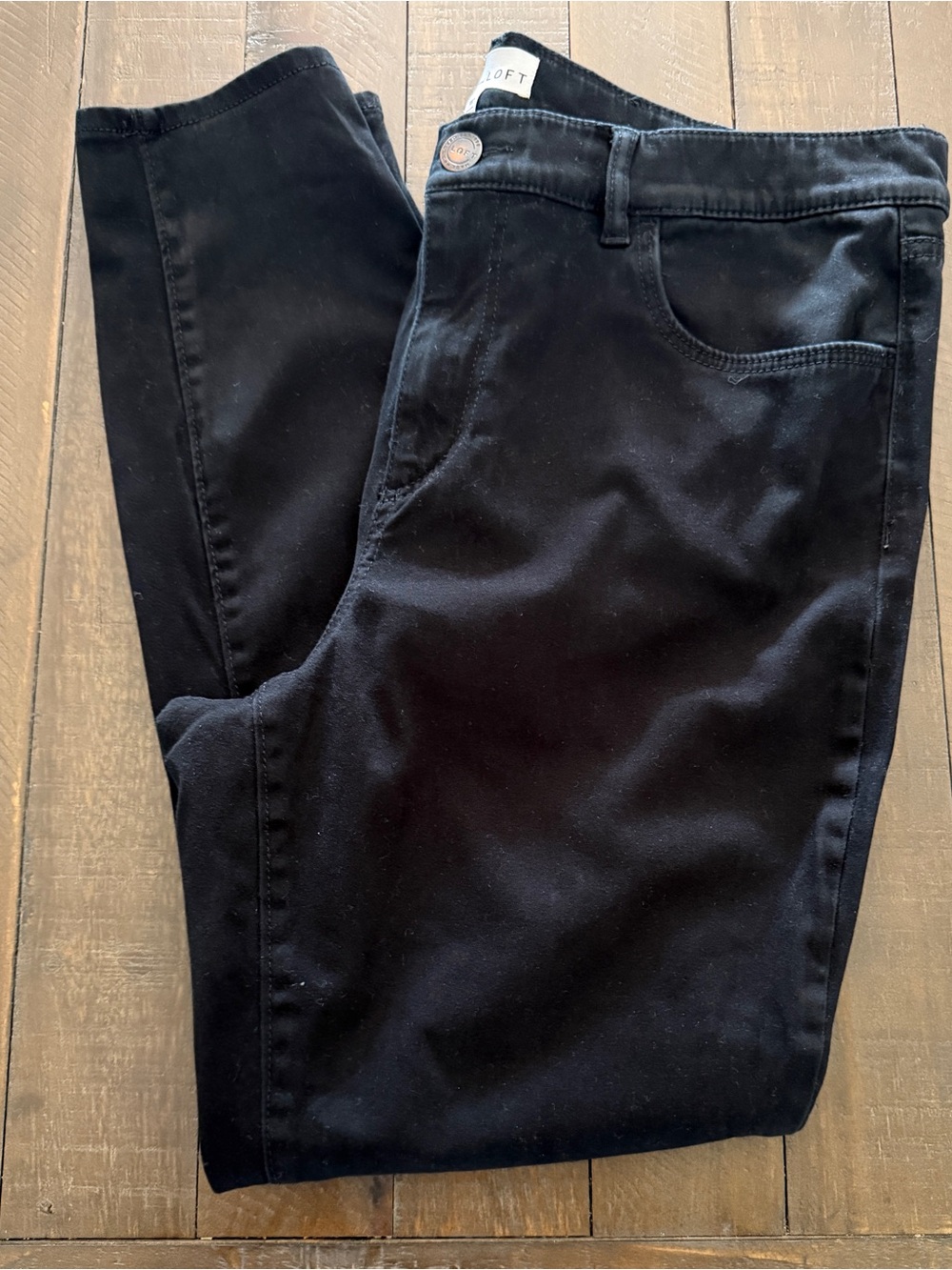 LOFT Black Skinny Pant with Branded Button 31/12P